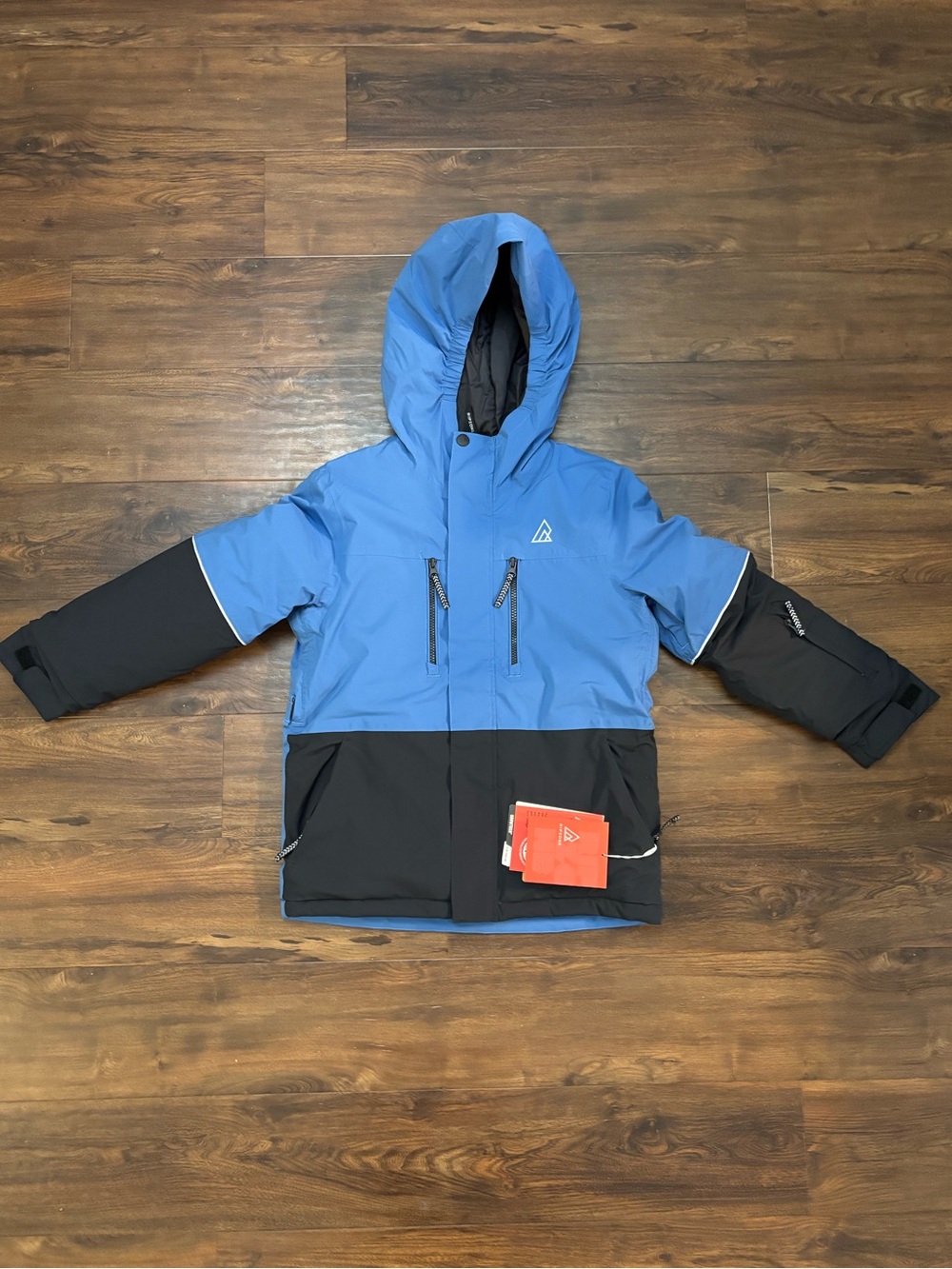 *Brand New* Boys Medium Winter Ski Jacket with Growtech